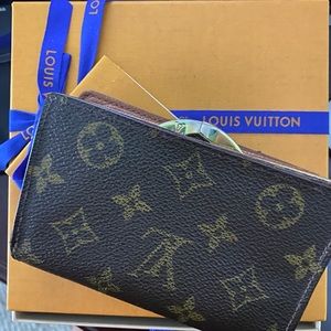 Louis Vuitton Brown Monogram Kiss Lock Wallet